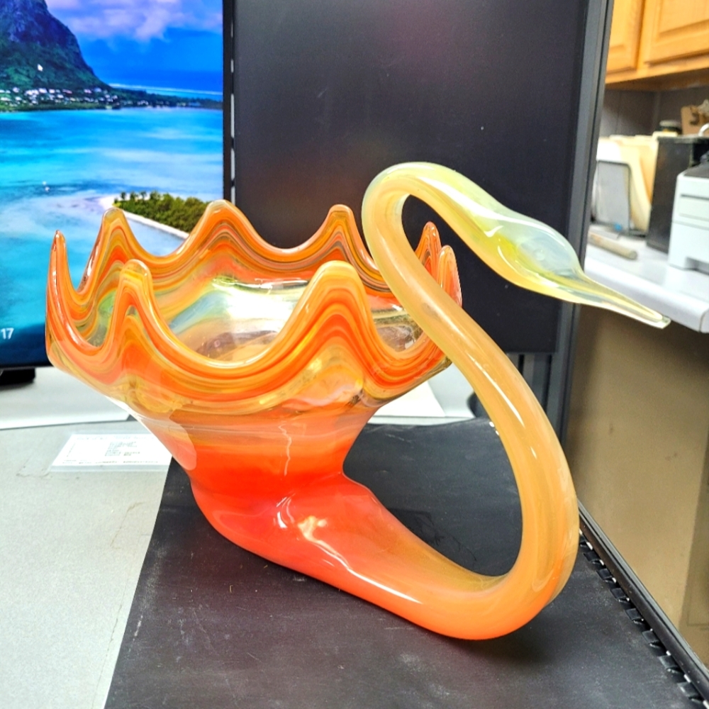 Hand blown vintage Swan bowl